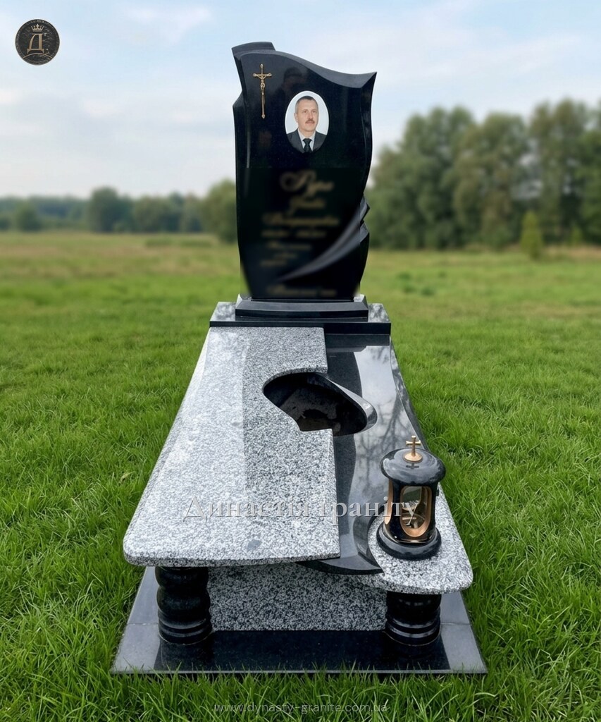Одинарний гранітний пам’ятник «Світла надія»