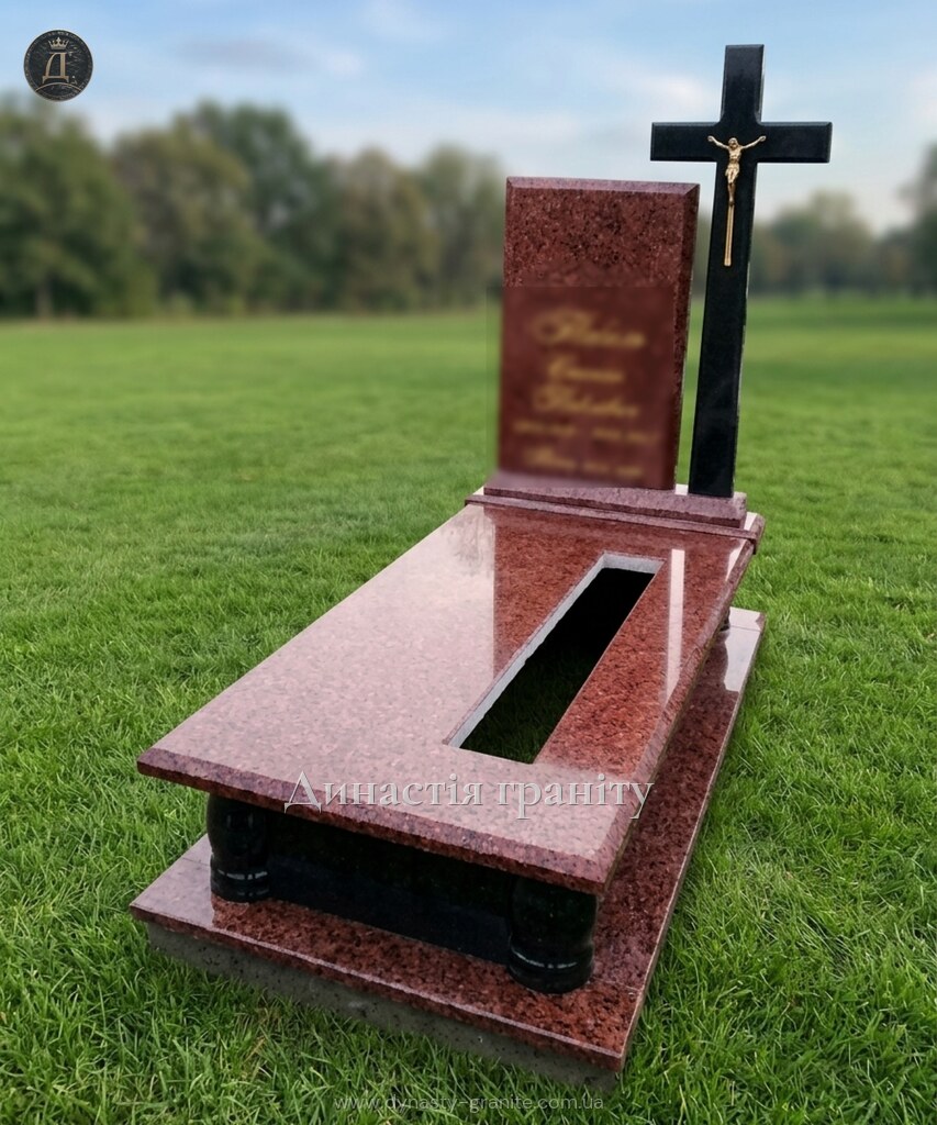 Одинарний гранітний пам’ятник «Священний спокій»