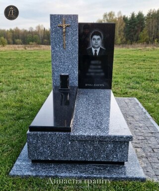 Одинарний гранітний пам’ятник «Європейський стиль»