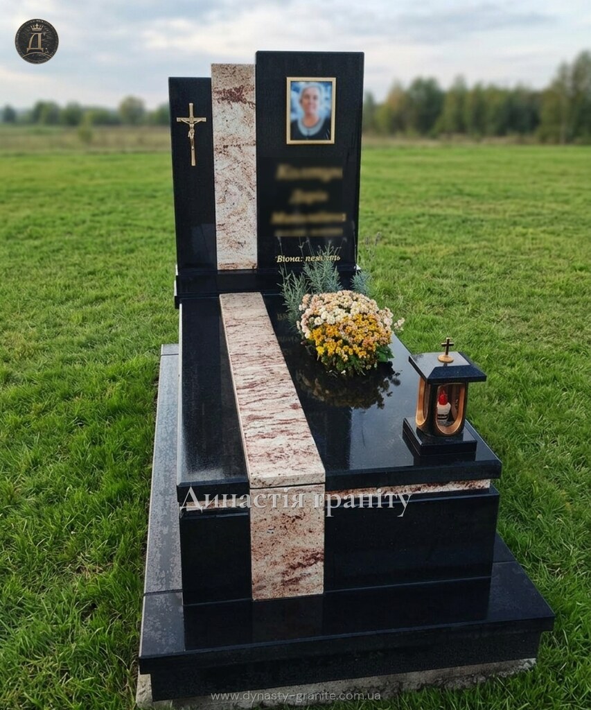 Одинарний гранітний пам’ятник «Гармонія Вісконт»