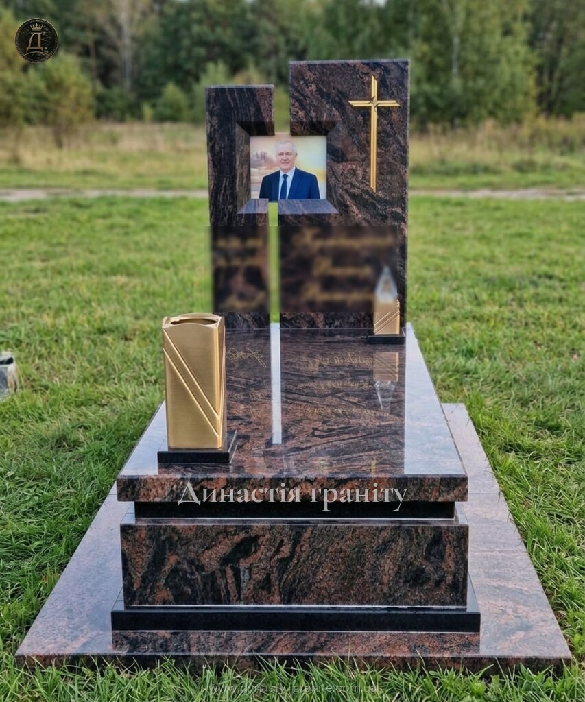 Одинарний гранітний пам’ятник «Токівський моноліт»