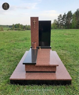 Одинарний гранітний пам’ятник «Рубіновий горизонт»
