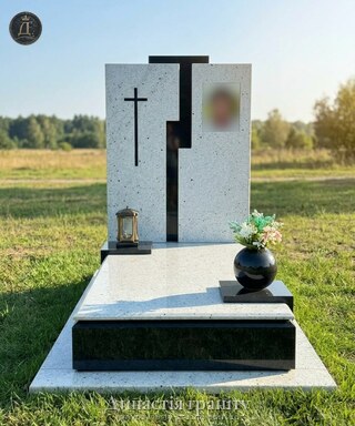 Одинарний гранітний пам’ятник «Світлий Модерн»