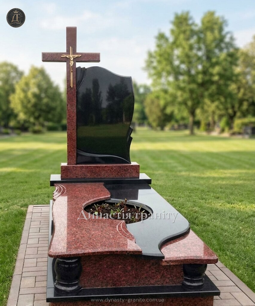 Одинарний гранітний пам’ятник «Благословення Вічності»